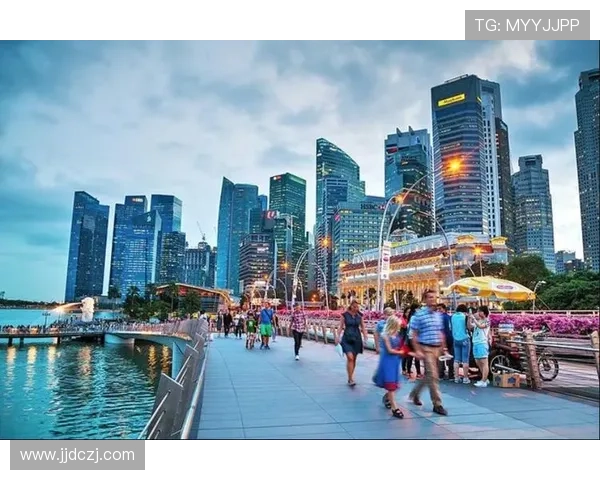 阿里瓦斯远射中柱，广岛与柔佛新山互交白卷